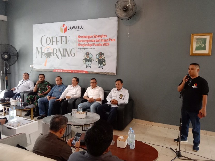 Bawaslu Kampar Gelar Coffee Morning Dengan Insan Pers dan Forkopimda Menghadapi Pemilu Damai 2024
