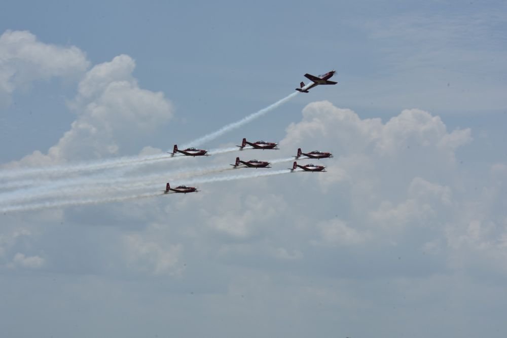 Usai Ikuti Air Show di Singapura, Pesawat Jupiter Aerobatic Team Singgah di Pekanbaru