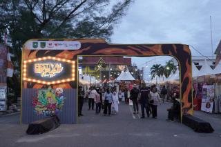 Festival Ekraf Meriahkan Kharisma Event Nusantara Bakar Tongkang 2024